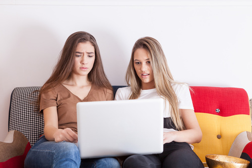 Truth or lie on dating profile It’s in Your Best Interest to Be Honest on Your Dating Profile.